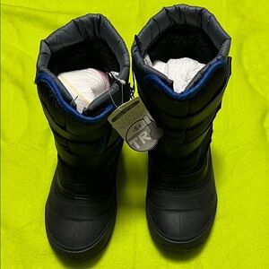 Wonder Nation Black and Blue Kids Snow Boots